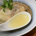 ラーメン屋 トイ・ボックス - 厚過ぎず軽すぎずの素晴らしいバランス