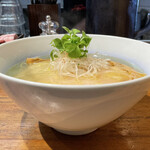 ラーメン屋 トイ・ボックス - 丼