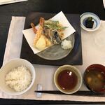 日本料理 Japanese Cuisine 桜丘 - 