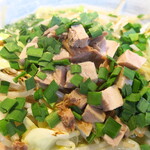 麺酒房 龍安 - 刻みチャーシュー