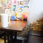 麺酒房 龍安 - 店内の様子