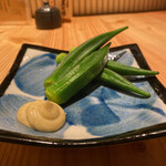 天ぷら食堂 たもん - ゆでたて夏オクラスティック〜黒七味マヨ〜