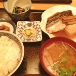 Izakayatakasago - さば味噌煮定食750円 今日の日替りランチ、ふっくらと焚いたやさしい味付け。うまかった。