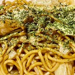 お好み焼き 鉄ちゃん - ＼(^o^)／大正解！焼きそばがとても美味しいです　そばが熱で張ってます