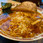 Echigo Soba - そば屋で食べられる、八王子ラーメン(620円)。