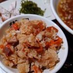 猫と月 - 鶏めし(350円)。