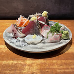 炭焼 おかげさん - 刺し盛り