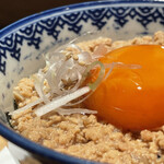 炭焼 おかげさん - 鳥そぼろ丼