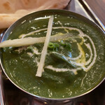 フィッシュテール - ほうれん草海老カレー