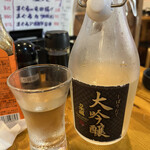 梅田芝田1丁目まぐろや - 2合半で770円の大吟醸日本盛　こちらも美味い！