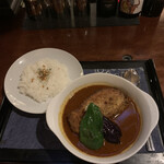 ターラ - カシミールカレー（ポーク野菜、激辛、ライス半分）