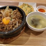 韓美膳 - 牛カルビ石焼丼セット(1298円)