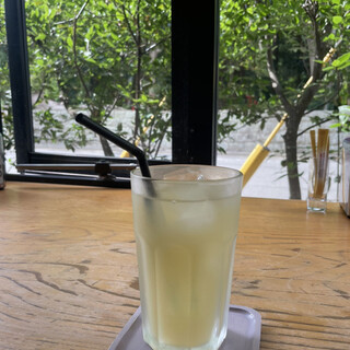 ル・カフェ・パリサンク_0