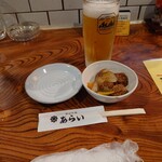 Robatayaki Arai - 生ビールと通し