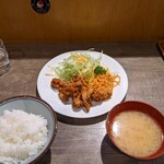 たしろ - とり唐揚定食