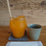 あかじまのカフェとごはん guu guu - マンゴージュース