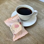 タイショウ・コーヒー・ロースター - 【持ってきたおやつと一緒に‥】本日のホットコーヒー 350円