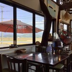 はれるや - 座った席から