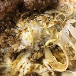 レストランばーく - カツカレーのアップ