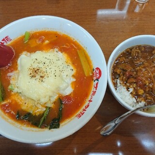 太陽のトマト麺_0