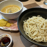 Menya Ishida - 旬のトウモロコシのつけ麺1100円