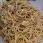 さんじ - 豚骨スープのベースが重厚！