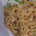 さんじ - 豚骨スープから抽出された脂分が凄い旨味を出す！