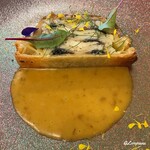 プチレストラン ブーケ・ド・フランス - 天然鰻の白焼のパイ包み焼 海胆のソース