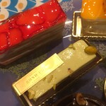 Chocolaterie&Bar ROND-POINT by Hirofumi Tanakamaru - 