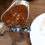 Curry house エール - こだわりの濃厚ビーフカレー