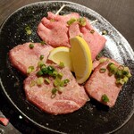 焼肉 基 - メイン写真: