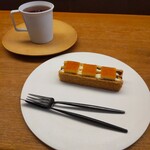 アッサンブラージュ カキモト - ミルフィーユと紅茶　1650円