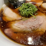 Japanese Soba Noodles 蔦 - バラとロースのチャーシュー