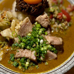 吉田カレー  - 角切りローストポーク