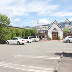 ベルマリン - 広い駐車場です