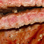 ベルマリン - サーロインステーキ断面 レアです