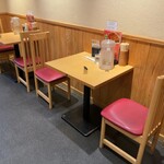 ラーメンちゃんneo - 店内