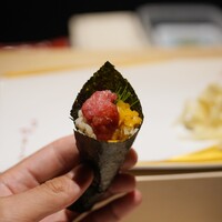 北新地 鮨 栞庵 やましろ - トロたく巻き