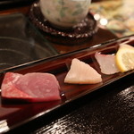 まな板の上の旬　ぽぽぽん - お魚たべるならお寿司屋さんがいいかな・・　：　長浜市場から新鮮なお魚