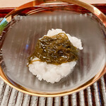 緒方 - 岩もずくと煮えばな