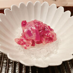 緒方 - 鯨の頬肉(鹿の子)、初めて頂きましたが感動の美味しさでした