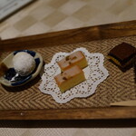 ザ・ひらまつ ホテルズ＆リゾーツ - 茶菓子