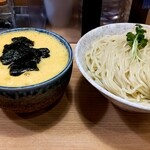 煮干そば 流。 - 納豆玉子の冷製煮干つけそば