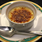 鳴子ホテル - その場で焼いてくれるクリームブリュレ。
