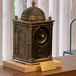 成生 - 1611年にスペイン国王から徳川家康に寄贈された時計。なんでここにあるんや？静岡県の強力なバックアップが伺えます