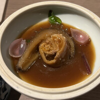 飄香 広尾店 - 松雲：北海道産の海鼠と豚のアキレス腱。ソースは豚肉とムール貝の出汁