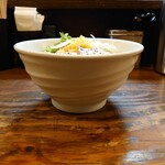 麺屋いちびり - 横から