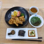 Higawarishefukicchinsaradaboru - チムニーカフェさんのランチ