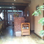 ボージャン - 煉瓦を巧く使っています