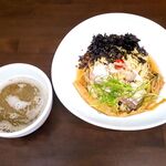 4代目松屋食堂 - 鰯南蛮煮干昆布ほうじ茶煮干つけめん